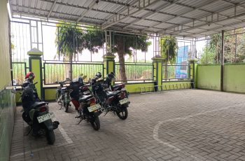 Tempat Parkir
